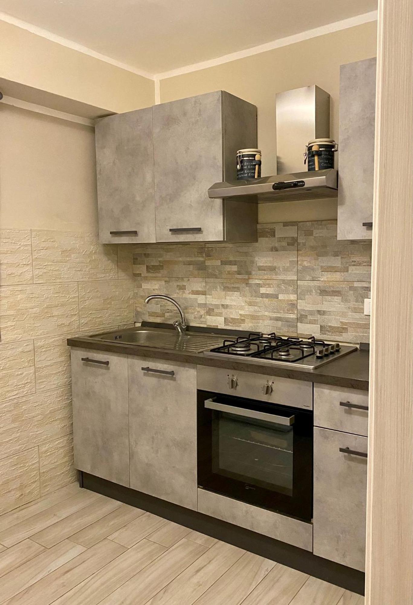 Iccara Casa Vacanze Карини Экстерьер фото